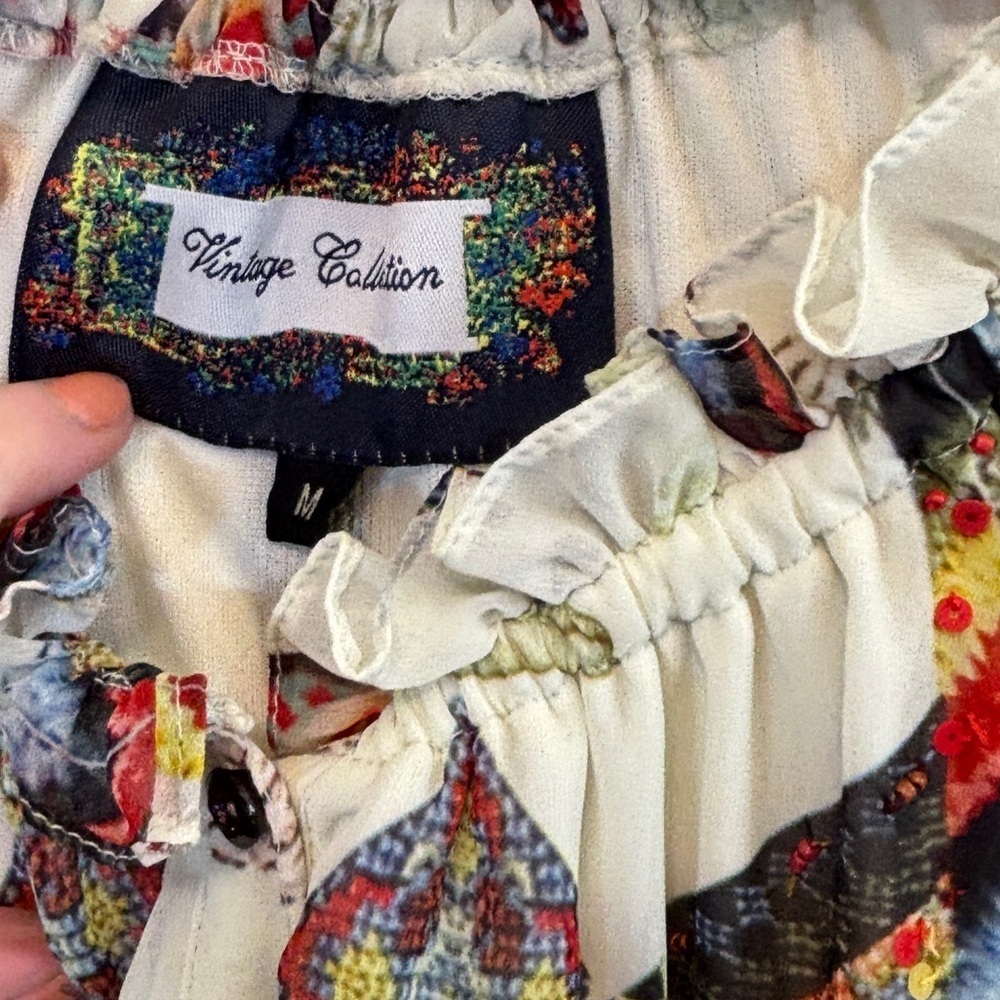 Vintage Collection Cream and White Graphic Relaxed Blouse - Picture 3 of 4